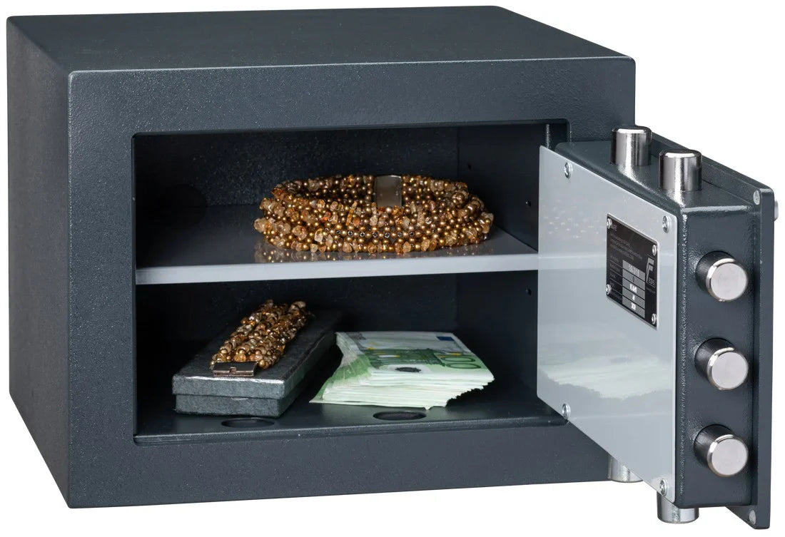 Chubbsafes Zeta Grade 0 15K Keylocking Safe