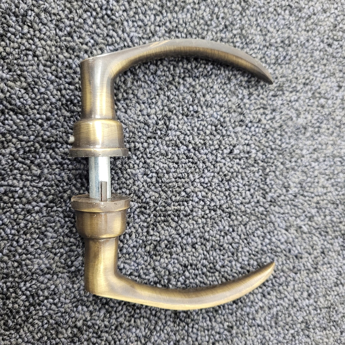 UNION 52931 - Lever Handles for Metal Casement Panel Locks – Bronze