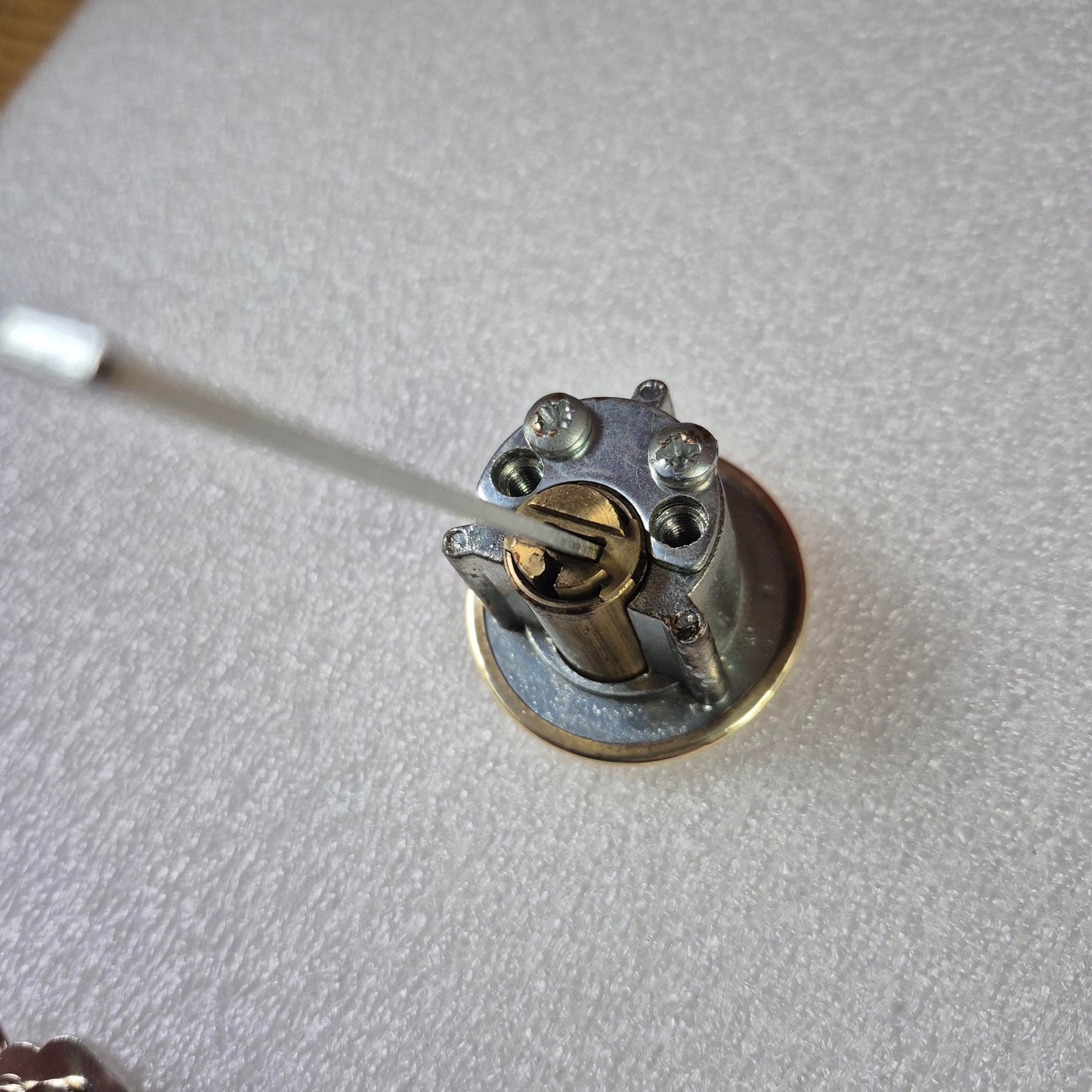 Reconditioned Chubb 4LC Cylinder (Polished Brass)