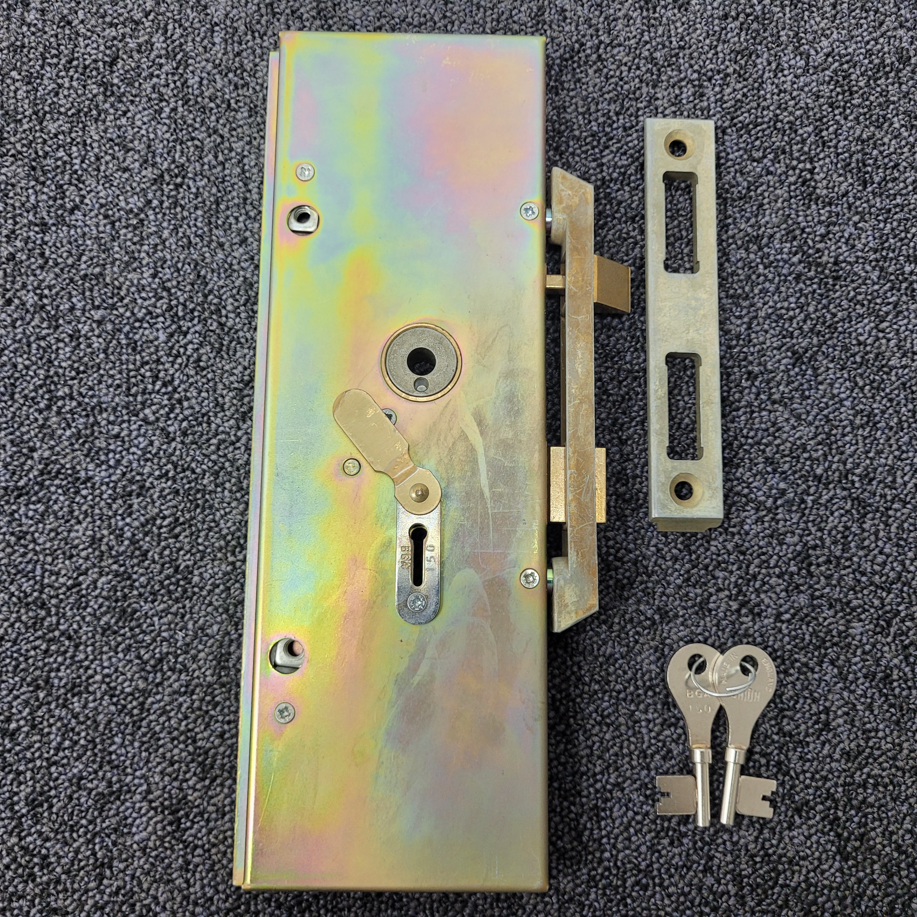 UNION 22934 4 Lever Metal Casement Lock PANEL LOCK Ingersoll Locks UNION 22934 4 Lever Metal Casement Lock PANEL LOCK Ingersoll Locks